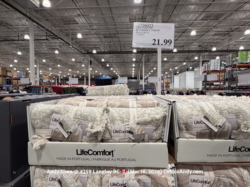 LIFE COMFORT REVERSIBLE THROW 50 IN X 64 IN