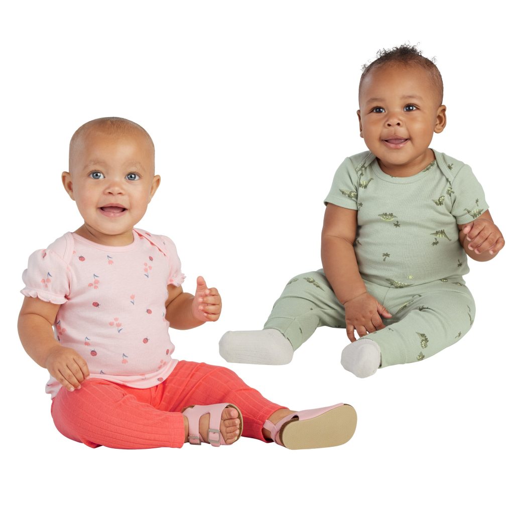 CARTER’S BABY 4PC LAYETTE SET